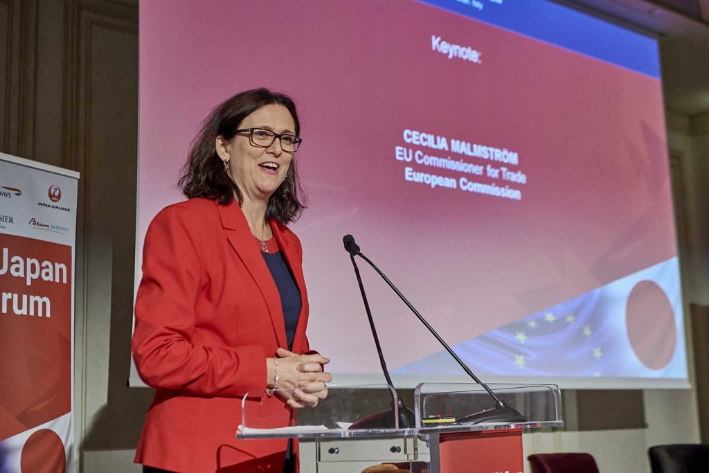 Cecilia Malmström EU kommisær i Milano EU Japan