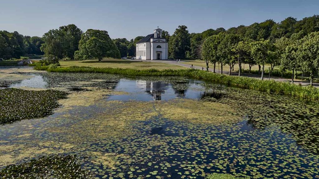 Hørsholm Kirke dronefoto